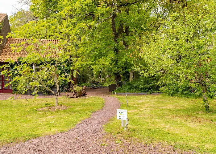 Дом отдыха Les Du Robelier - L'etang